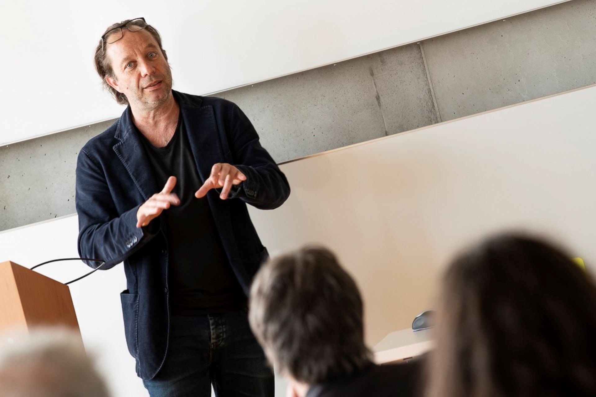 法國巴黎國立高等美術學院數位基地負責人Vincent Rioux將參與2026跨維科技藝術論壇。（圖／Vincent Rioux提供）